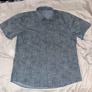 Men's Lululemon Gray Patterned Shirt